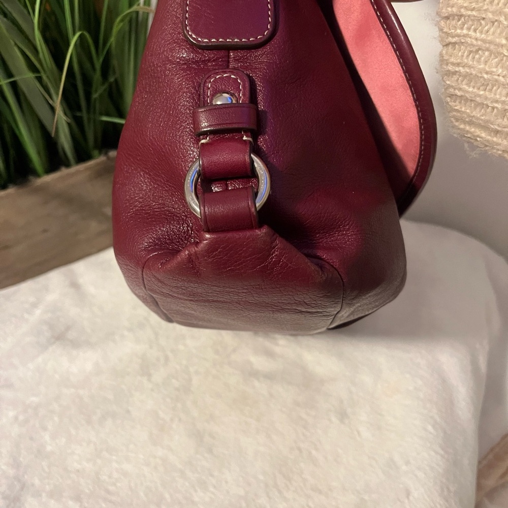 Coach Maroon Leather Shoulder Bag - Picture 3 of 12